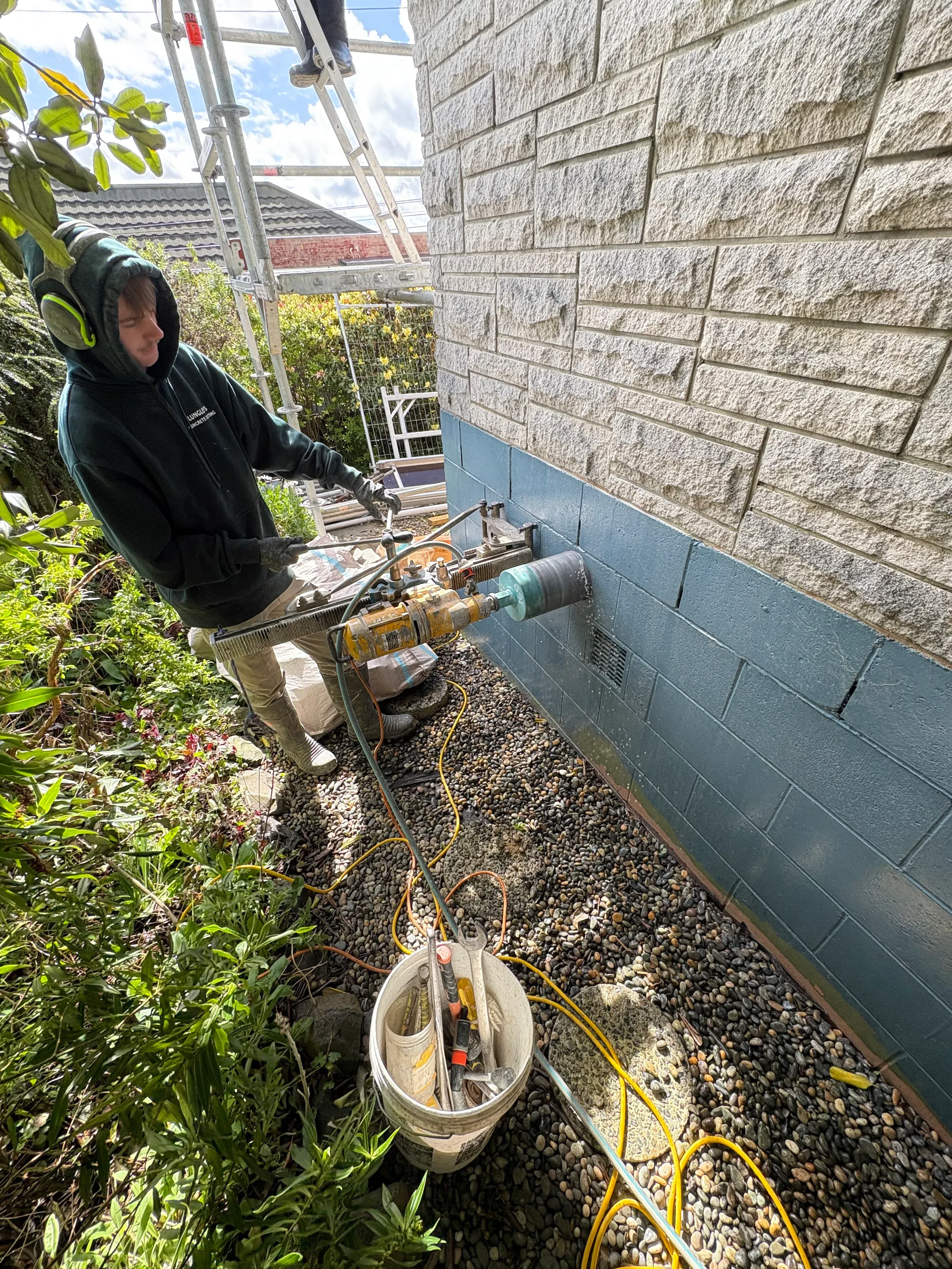 Core drilling through reinforced concrete